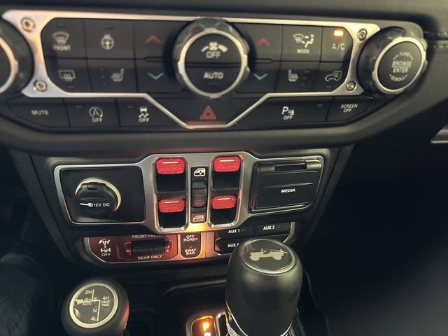 2025 Jeep Wrangler 4-Door Recon 4x4