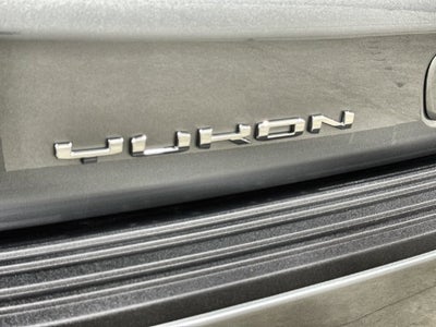 2027 GMC Yukon AT4
