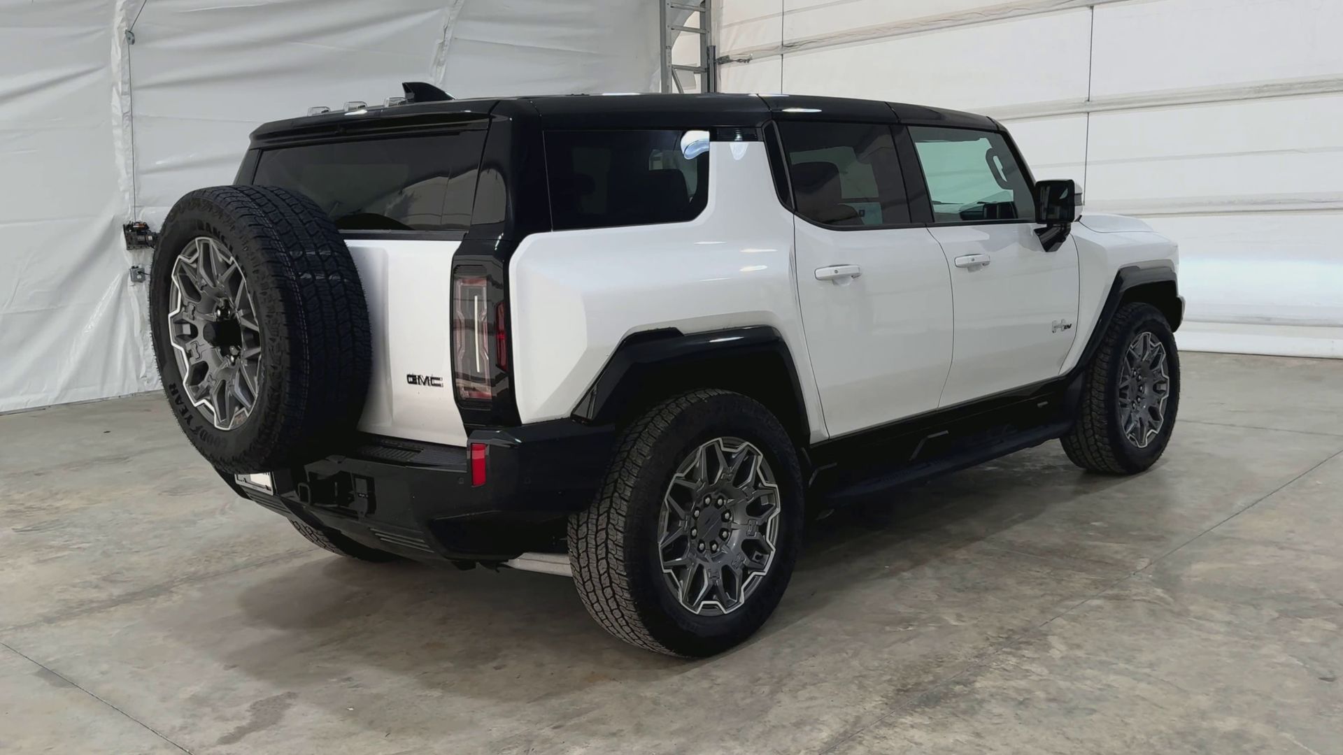 2025 GMC HUMMER EV SUV 3X