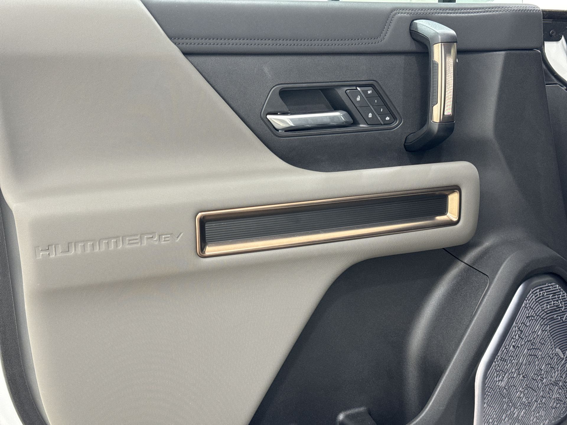 2025 GMC HUMMER EV SUV 3X