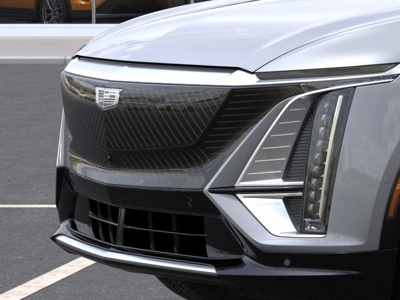 2024 Cadillac LYRIQ Luxury 2