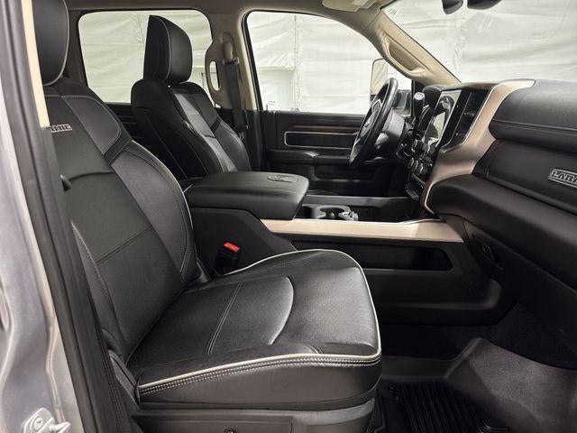 2022 RAM 3500 Laramie Crew Cab 4x4 8' Box
