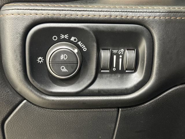 2022 RAM 2500 Limited Longhorn Crew Cab 4x4 6'4" Box