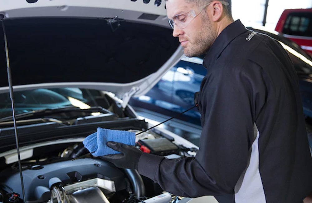 Certified Chevrolet Oil Service - Spence Chevrolet GMC in Thomasville, GA