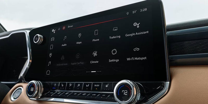 2026 GMC Canyon infotainment system and digital display showcasing advanced technology Thomasville, GA